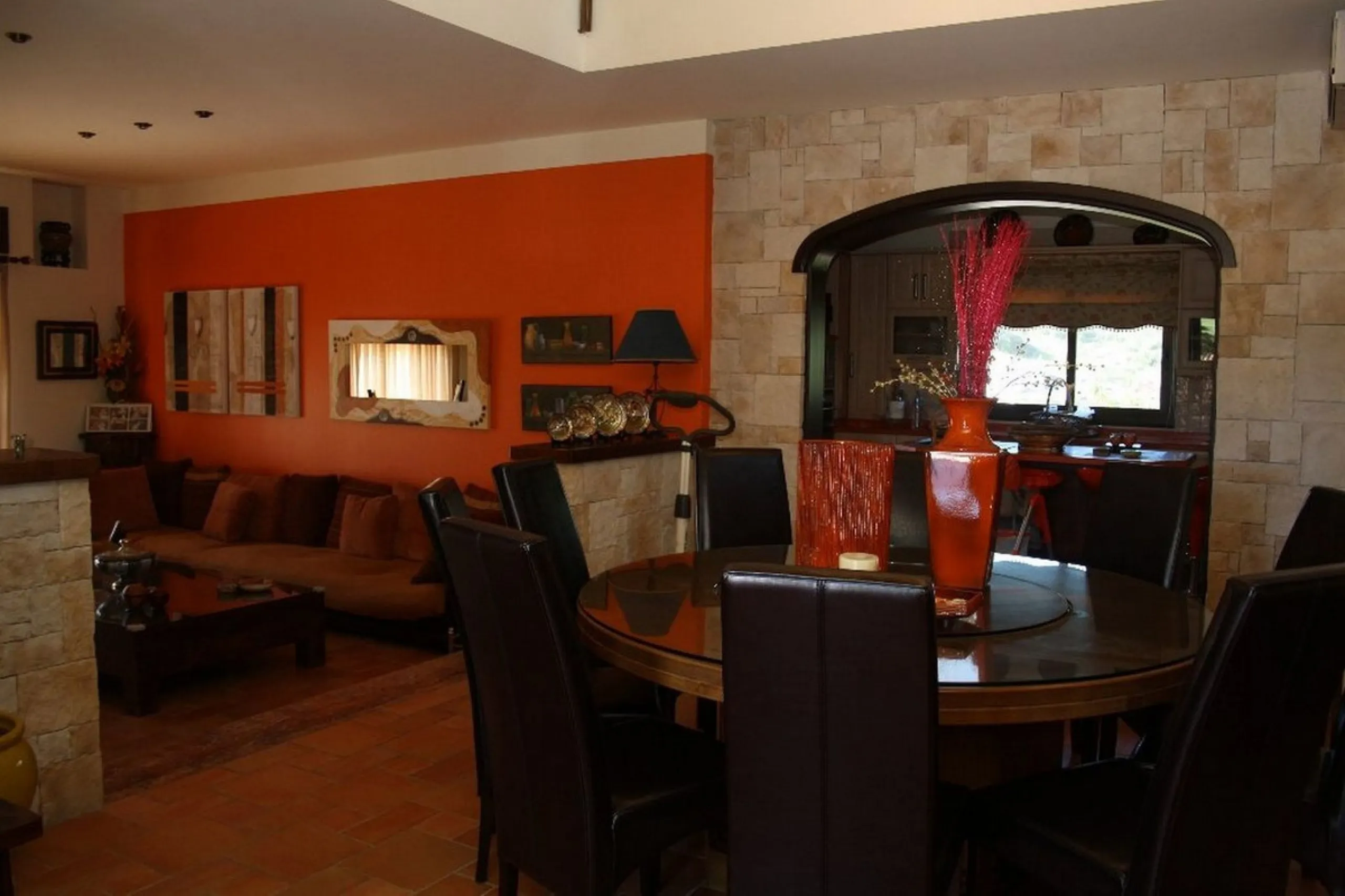 Private Estate of 4,250 m²** with a swimming pool, covered parking, sea-view lookout, barbecue oven, and terrace with views. The house spans 650 m² over three floors: equipped kitchen, living room, dining room for 10, study, suite with bathroom, 4 double 