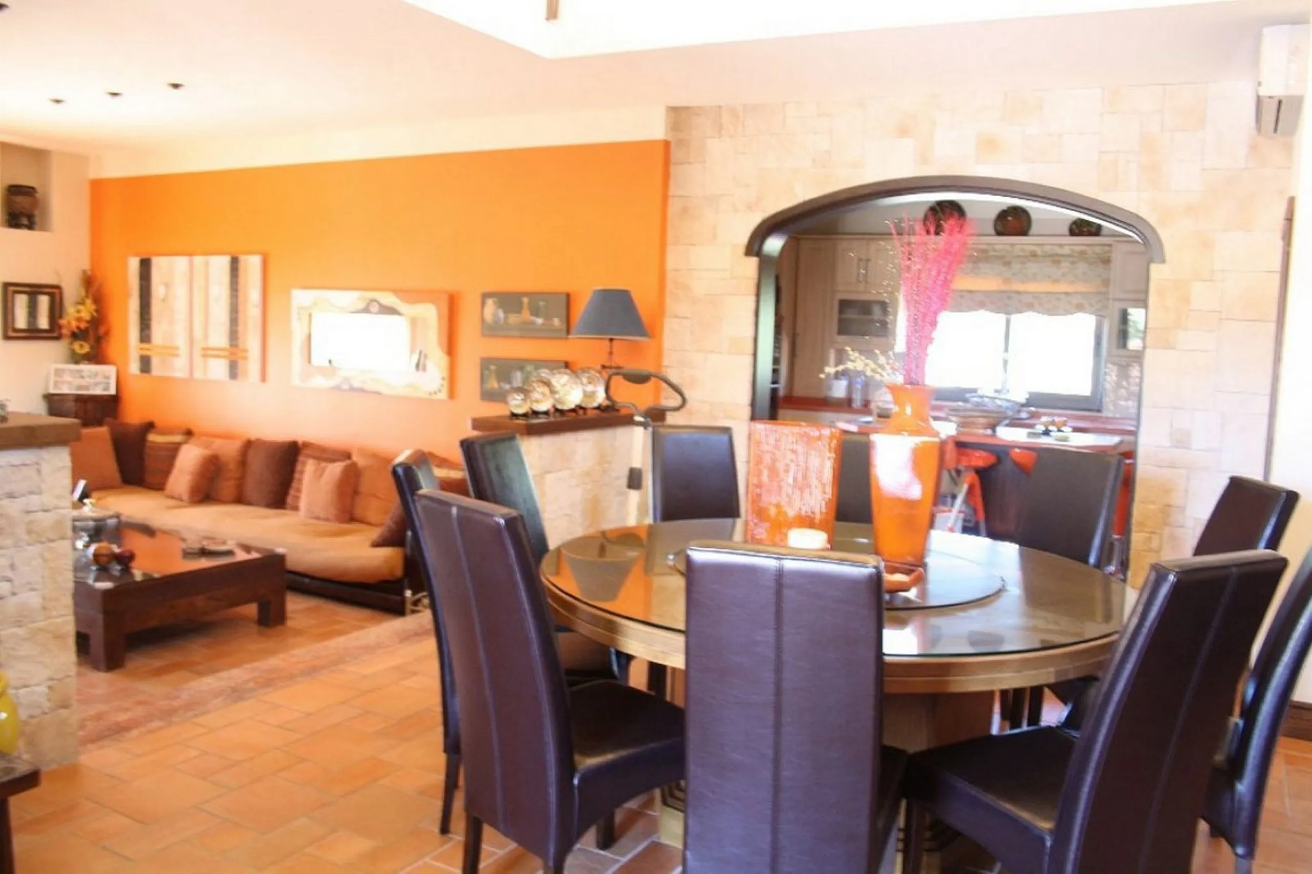 Private Estate of 4,250 m²** with a swimming pool, covered parking, sea-view lookout, barbecue oven, and terrace with views. The house spans 650 m² over three floors: equipped kitchen, living room, dining room for 10, study, suite with bathroom, 4 double 