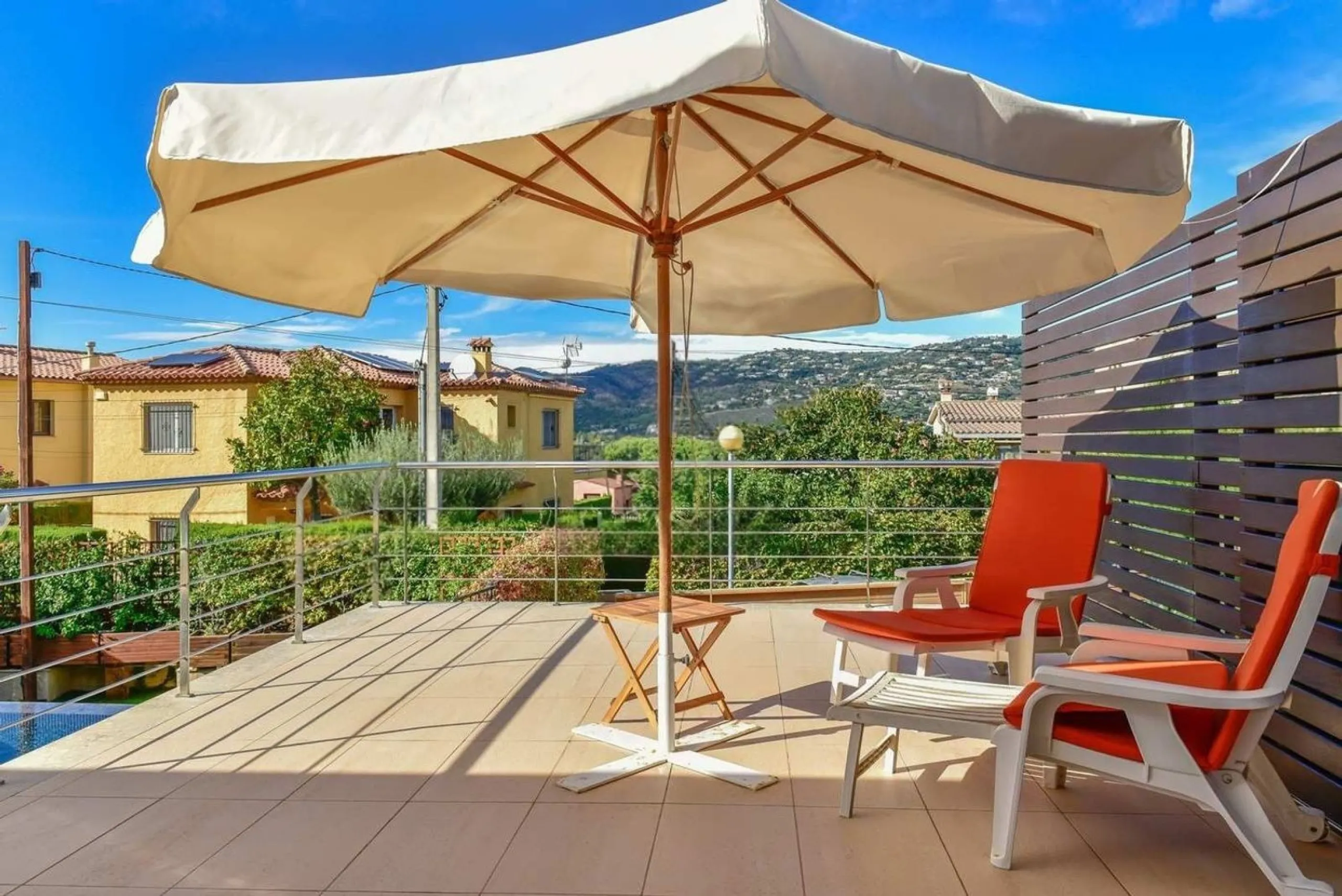 Casa elegante con piscina y jardín en excelente estado en Platja d’Aro