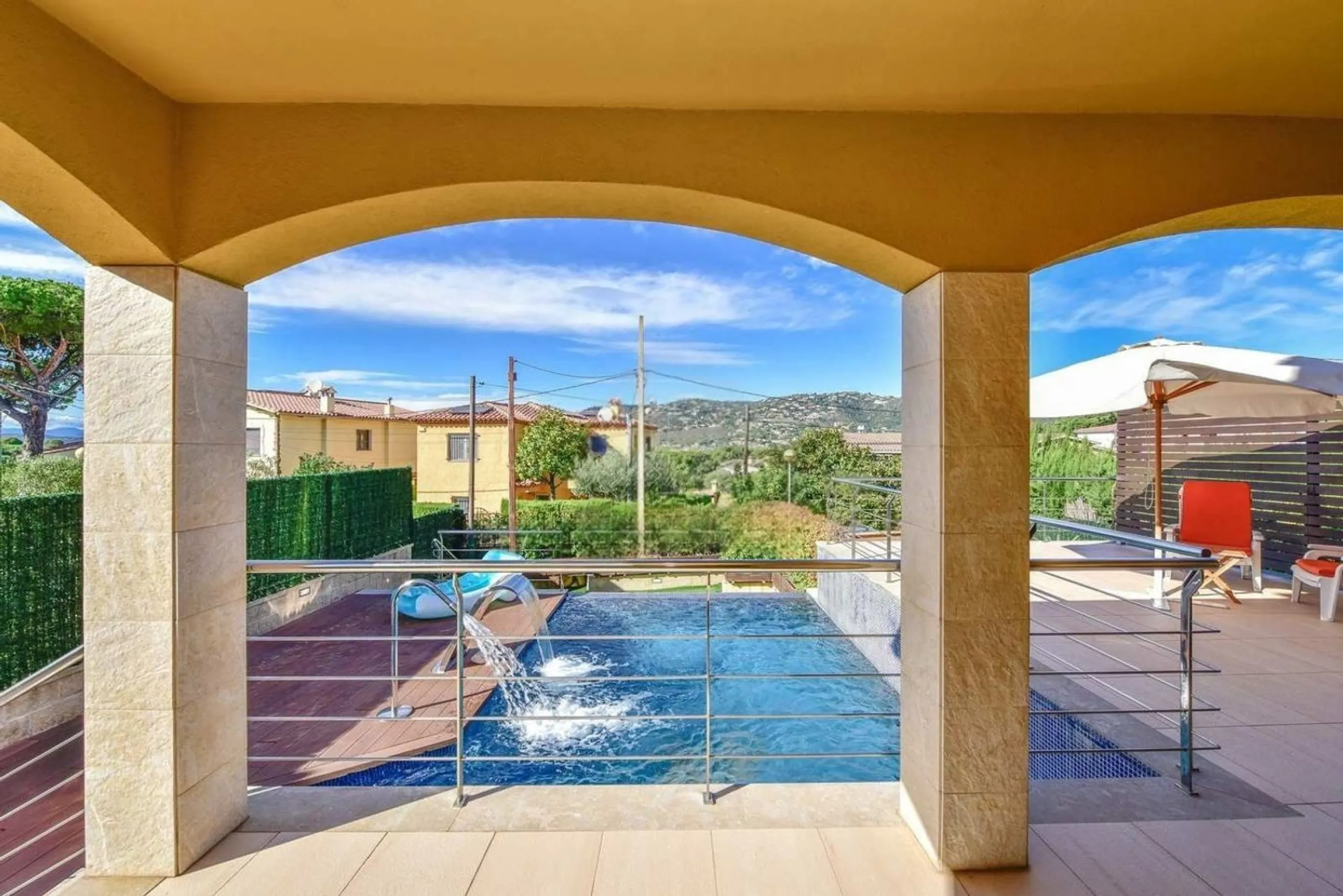 Casa elegante con piscina y jardín en excelente estado en Platja d’Aro