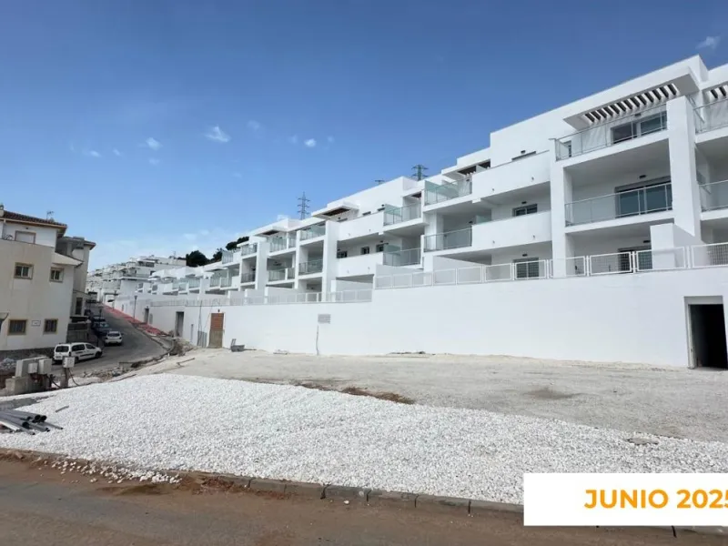 New Build Apartments for Sale in Benalmádena Pueblo Costa del Sol& & Modern Residential Development just 3 km from beach& This exclusive new build development offers 57 contemporary homes with 2 and 3 bedrooms, each featuring 2 full bathrooms and