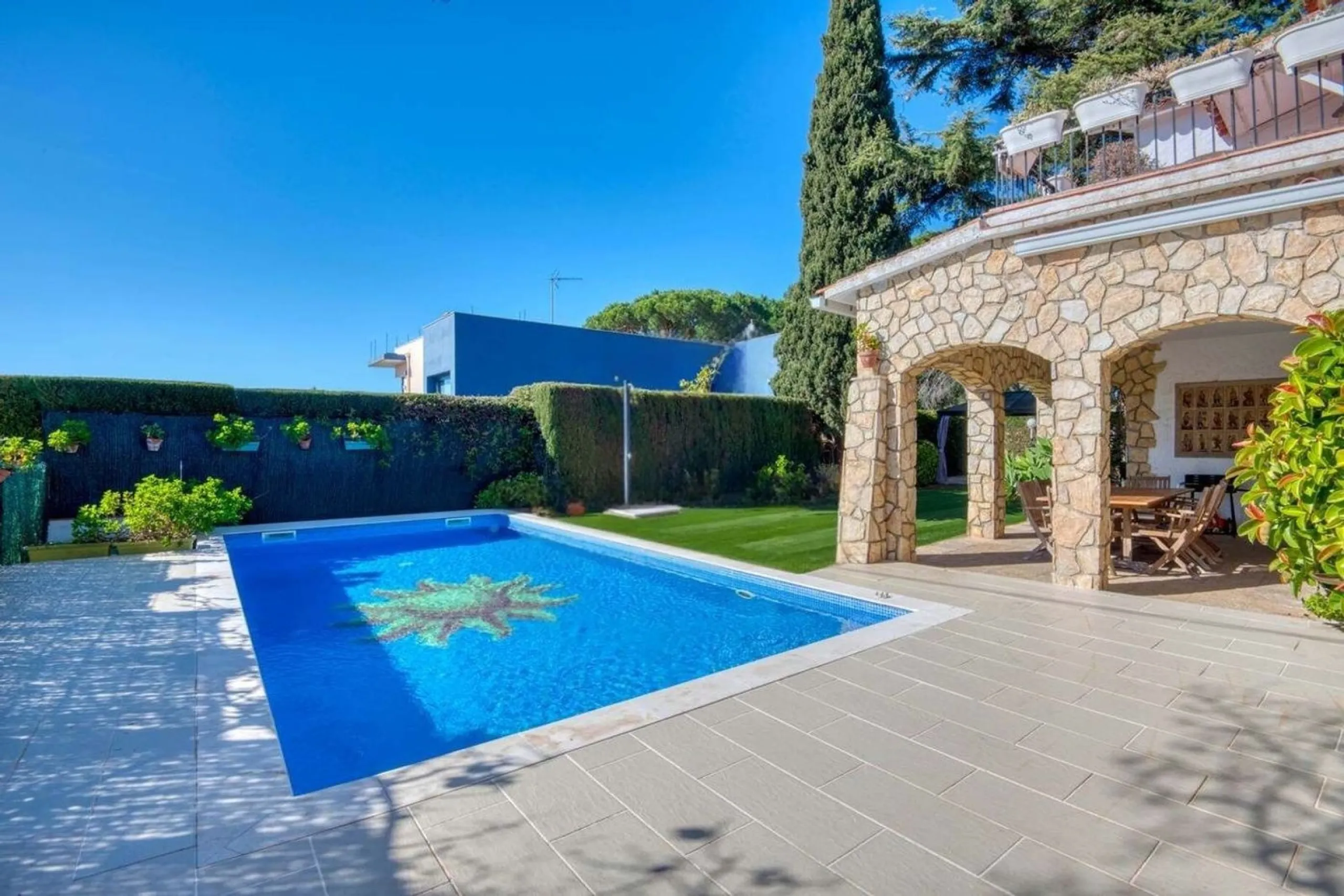 Charming villa with pool in S’Agaró