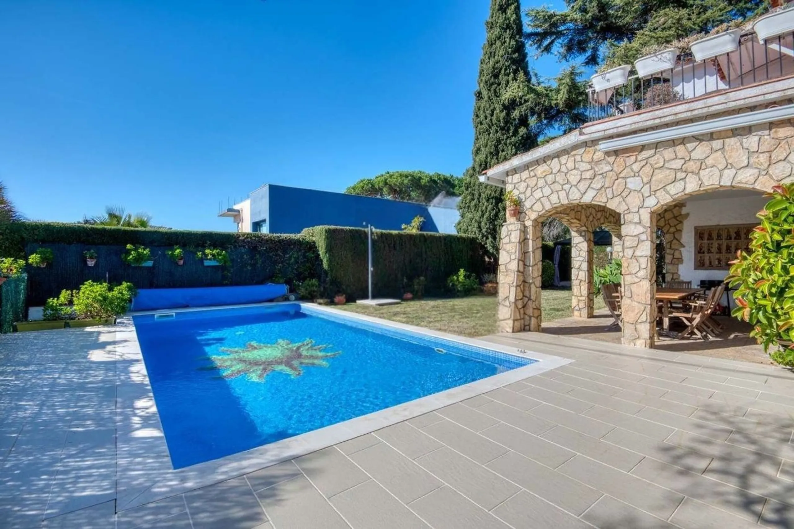 Charming villa with pool in S’Agaró