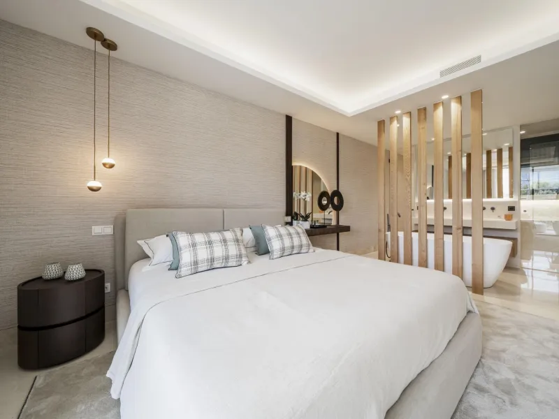 Exclusive New Residential in Aloha Golf, Nueva Andalucía Marbella& & Luxury Living in the Heart of Nueva Andalucía& Discover this exclusive new residential development in Aloha Golf, one of the most prestigious areas of Nueva Andalucía, Marbella.