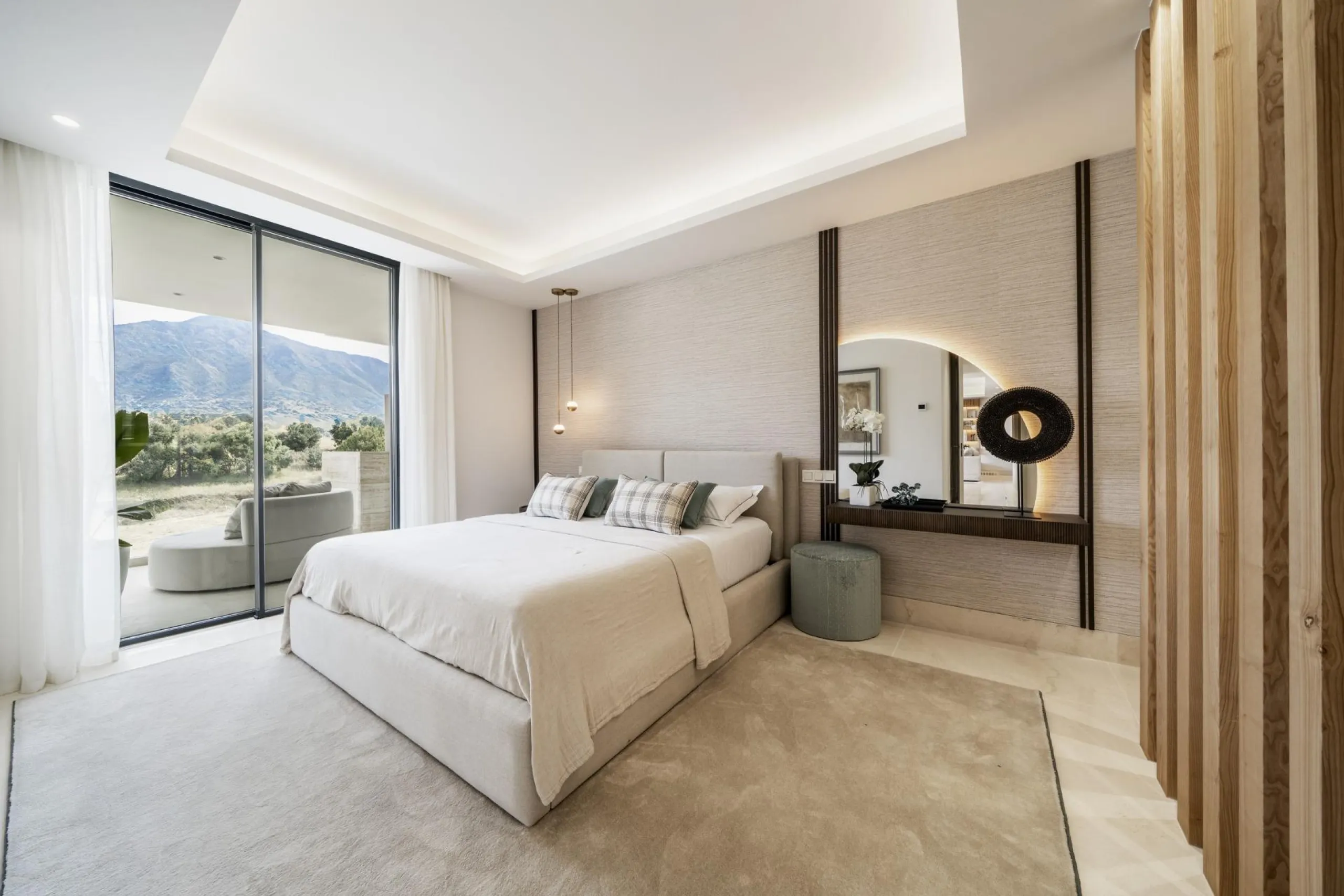 Exclusive New Residential in Aloha Golf, Nueva Andalucía Marbella& & Luxury Living in the Heart of Nueva Andalucía& Discover this exclusive new residential development in Aloha Golf, one of the most prestigious areas of Nueva Andalucía, Marbella.