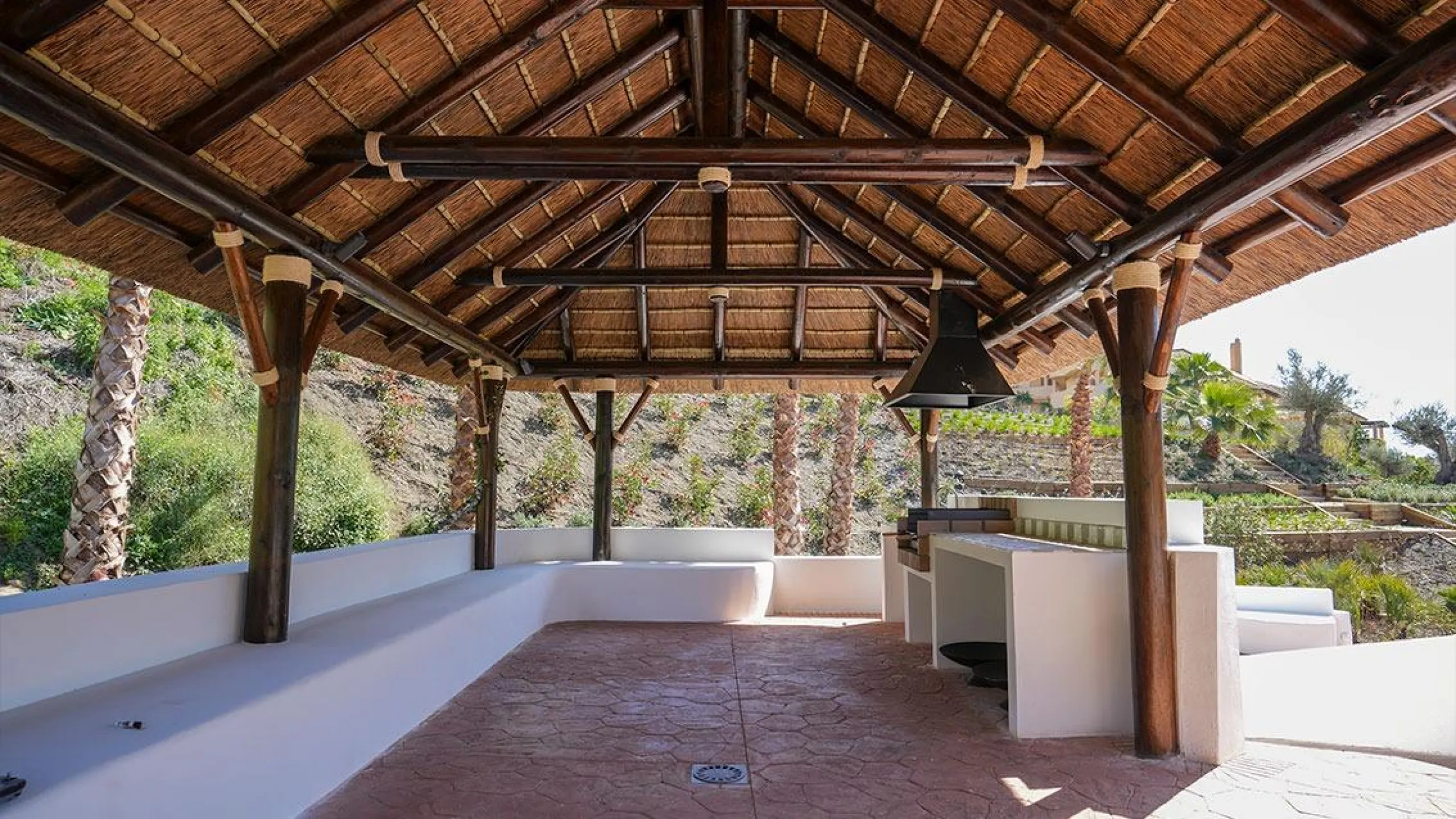 Exclusive New Residential in Nueva Andalucía, Marbella& & Contemporary Living in the Heart of Marbella& This exclusive Turn Key residential complex in Nueva Andalucía has been designed with a contemporary and elegant style, offering comfort, qual