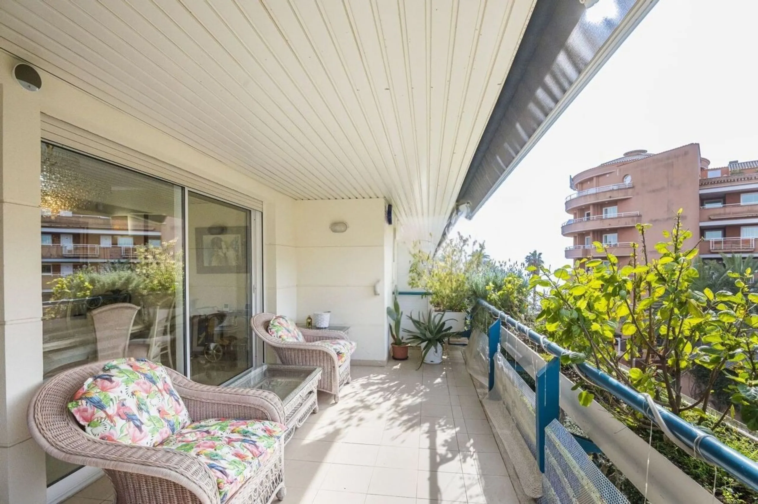 Dúplex exclusivo frente al mar en Terramar, Sitges