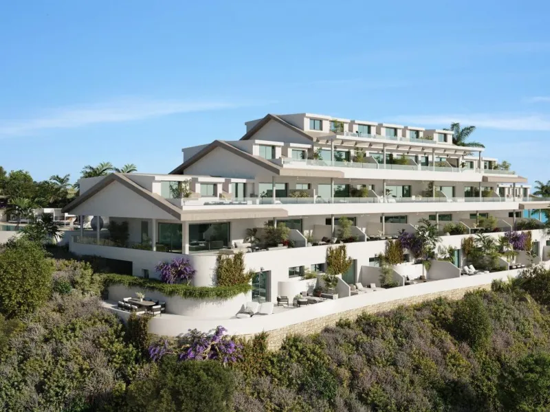 Exclusive Boutique Apartments with Sea Views in Torrequebrada, Benalmádena& & Prime Location Just 250 m from the Beach& This new boutique development offers only 16 exclusive apartments with 3 and 4 bedrooms, all with south orientation and large 