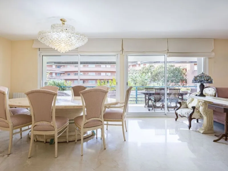 Dúplex exclusivo frente al mar en Terramar, Sitges