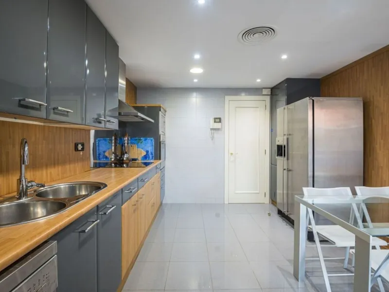 Dúplex exclusivo frente al mar en Terramar, Sitges