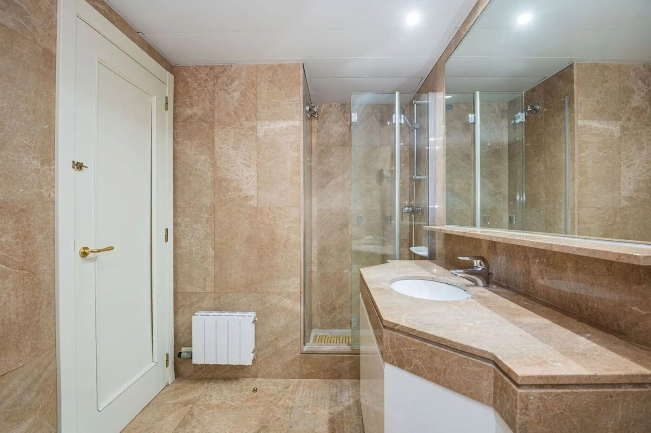 Dúplex exclusivo frente al mar en Terramar, Sitges