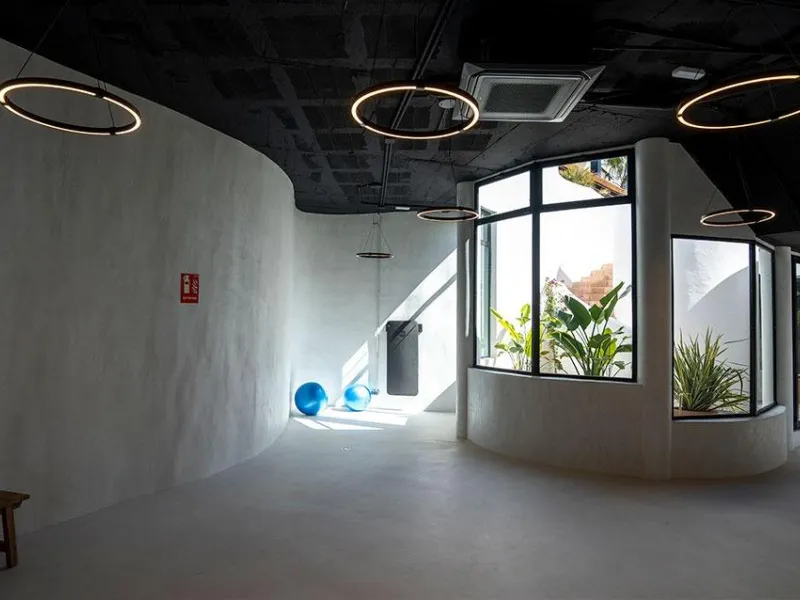 Exclusive New Residential in Nueva Andalucía, Marbella& & Contemporary Living in the Heart of Marbella& This exclusive Turn Key residential complex in Nueva Andalucía has been designed with a contemporary and elegant style, offering comfort, qual