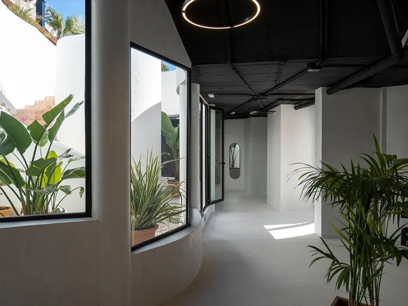 Exclusive New Residential in Nueva Andalucía, Marbella& & Contemporary Living in the Heart of Marbella& This exclusive Turn Key residential complex in Nueva Andalucía has been designed with a contemporary and elegant style, offering comfort, qual