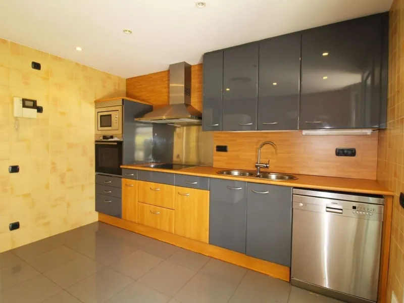 Apartamento elegante con terrazas en Terramar, Sitges