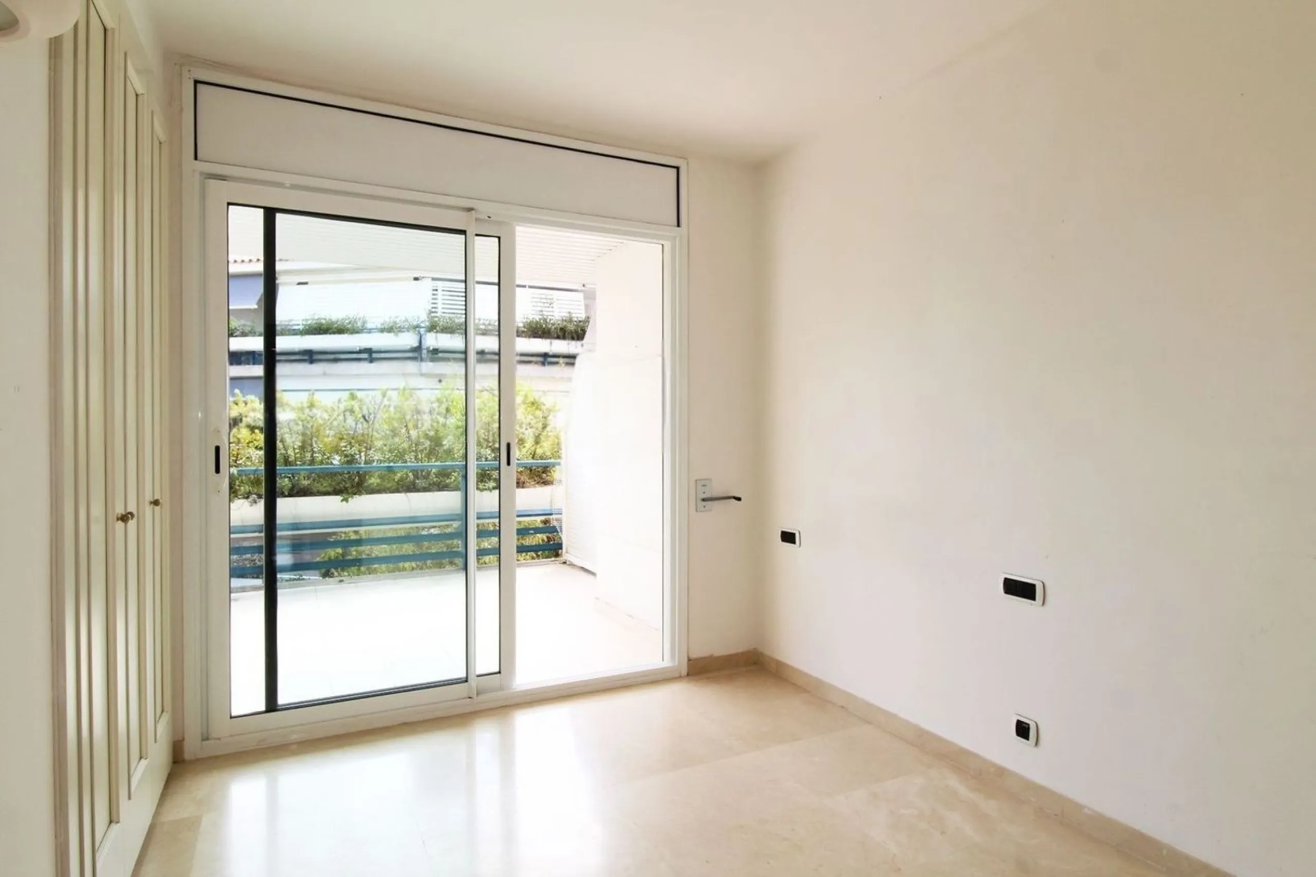 Apartamento elegante con terrazas en Terramar, Sitges