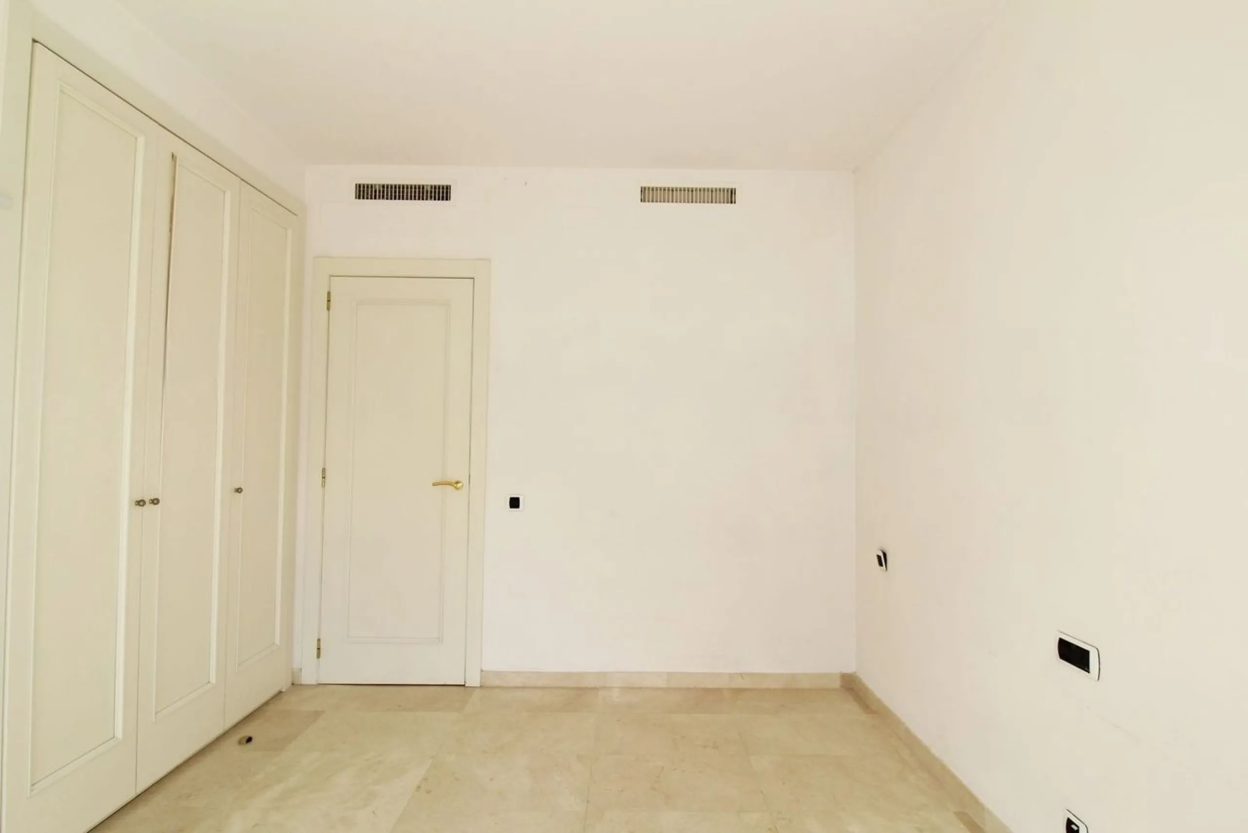 Apartamento elegante con terrazas en Terramar, Sitges