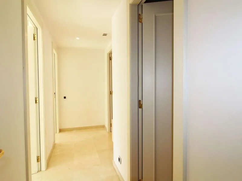 Apartamento elegante con terrazas en Terramar, Sitges