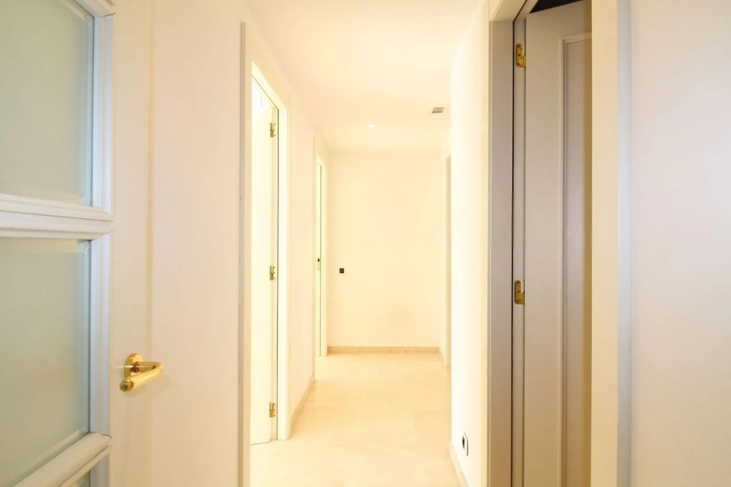 Apartamento elegante con terrazas en Terramar, Sitges