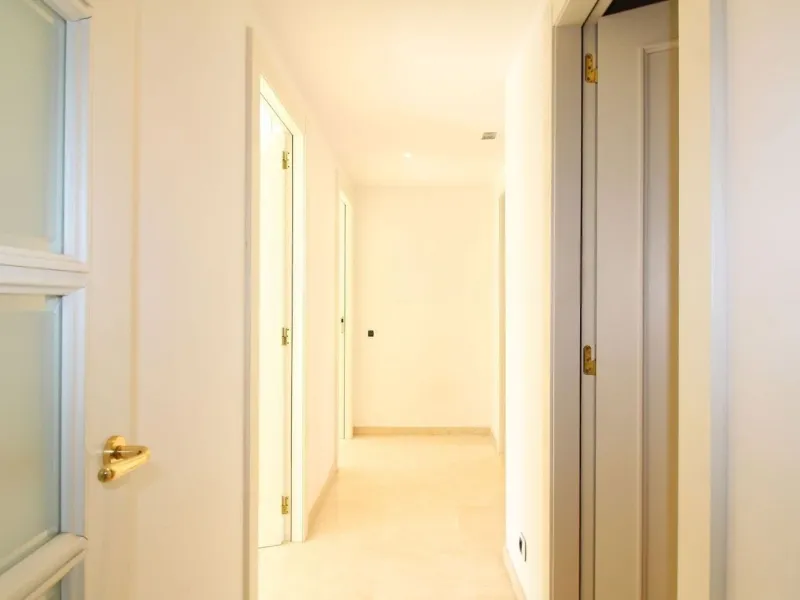 Apartamento elegante con terrazas en Terramar, Sitges
