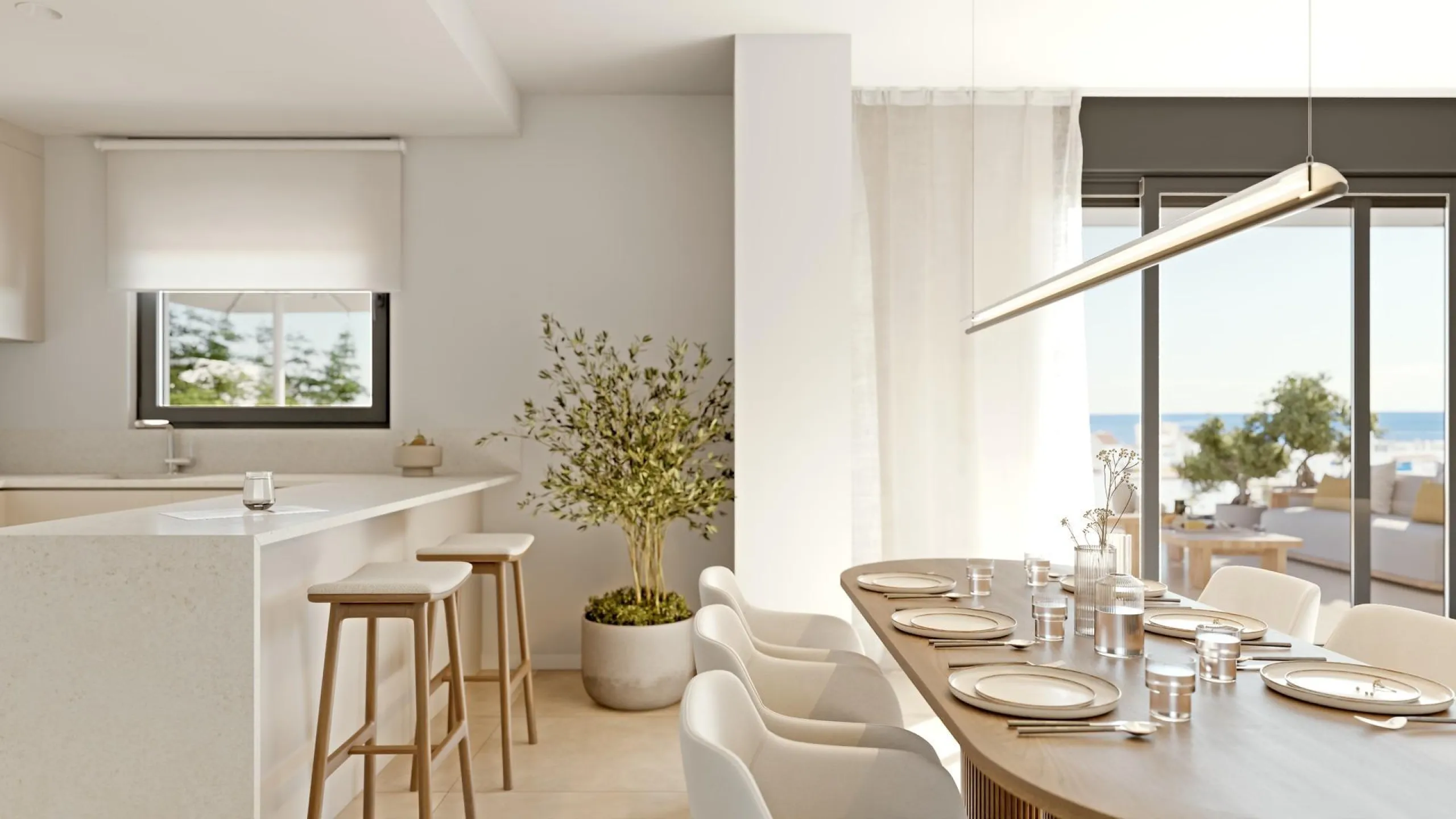 Your Luxury Oasis in Estepona on the Costa del Sol& & Prime Location on the Costa del Sol& & Nestled in the heart of Estepona, this exclusive boutique apartment complex offers an unparalleled living experience along Spain's stunning Costa del 