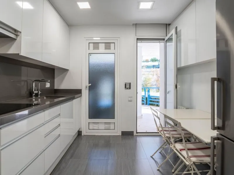 Exclusive seafront apartment in Terramar, Sitges