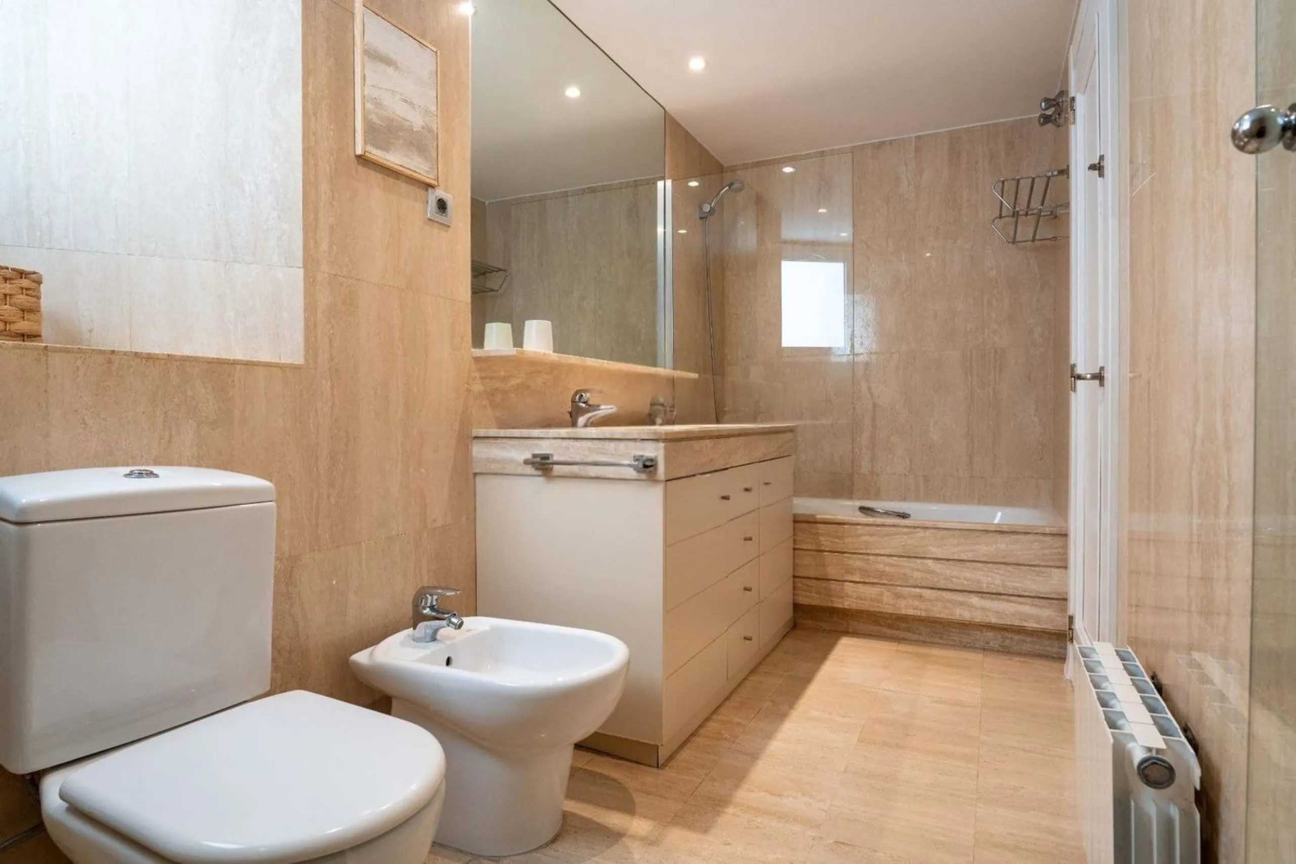 Exclusive seafront apartment in Terramar, Sitges
