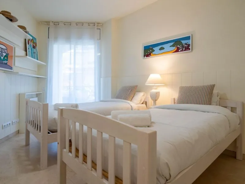 Exclusive seafront apartment in Terramar, Sitges