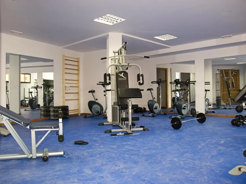 New Build Apartments in Fuengirola – Modern Living in Los Pacos, Just 2 km from the Beach& & Welcome to a new residential development of 15 high-quality homes located in the sought-after Los Pacos neighborhood of Fuengirola, on the Costa del Sol. De