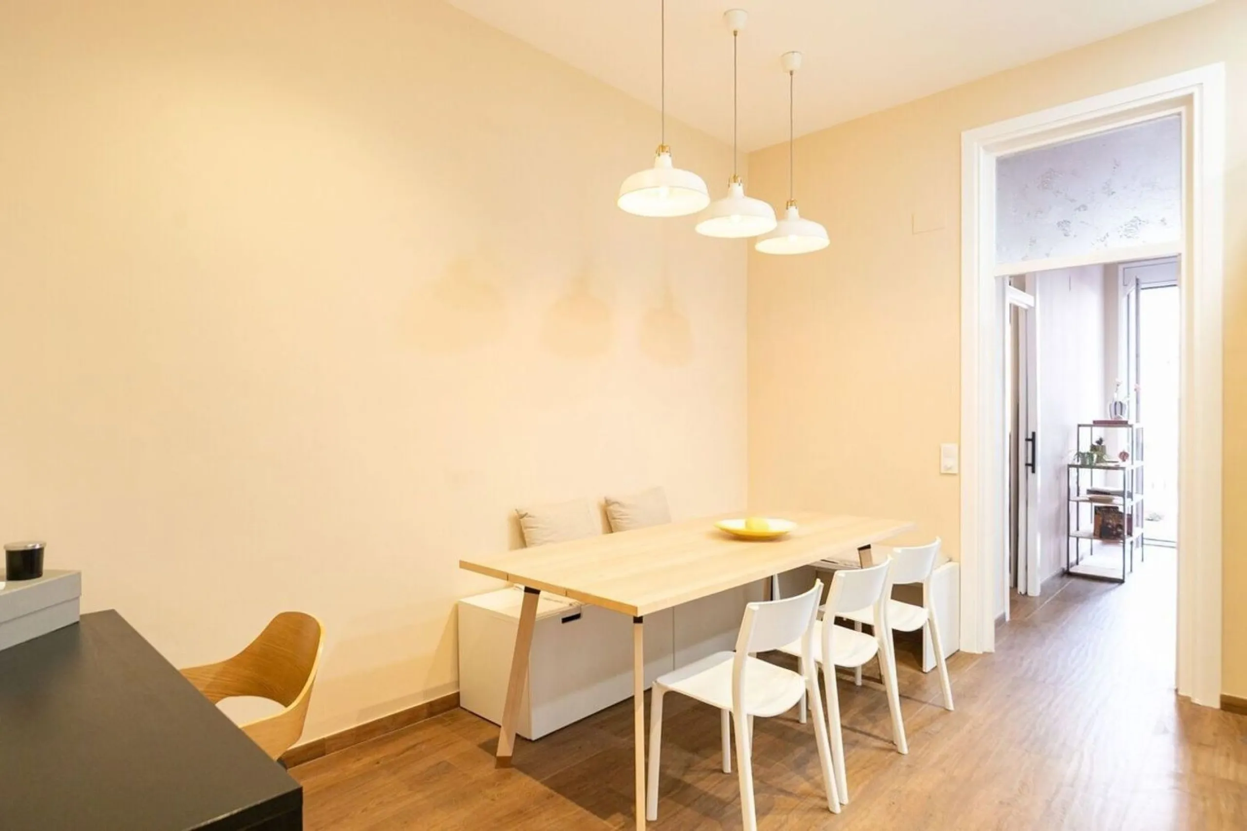 Apartment on Consell de Cent, next to Sagrada Familia, Barcelona