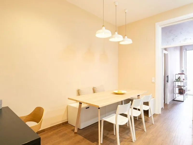 Apartment on Consell de Cent, next to Sagrada Familia, Barcelona