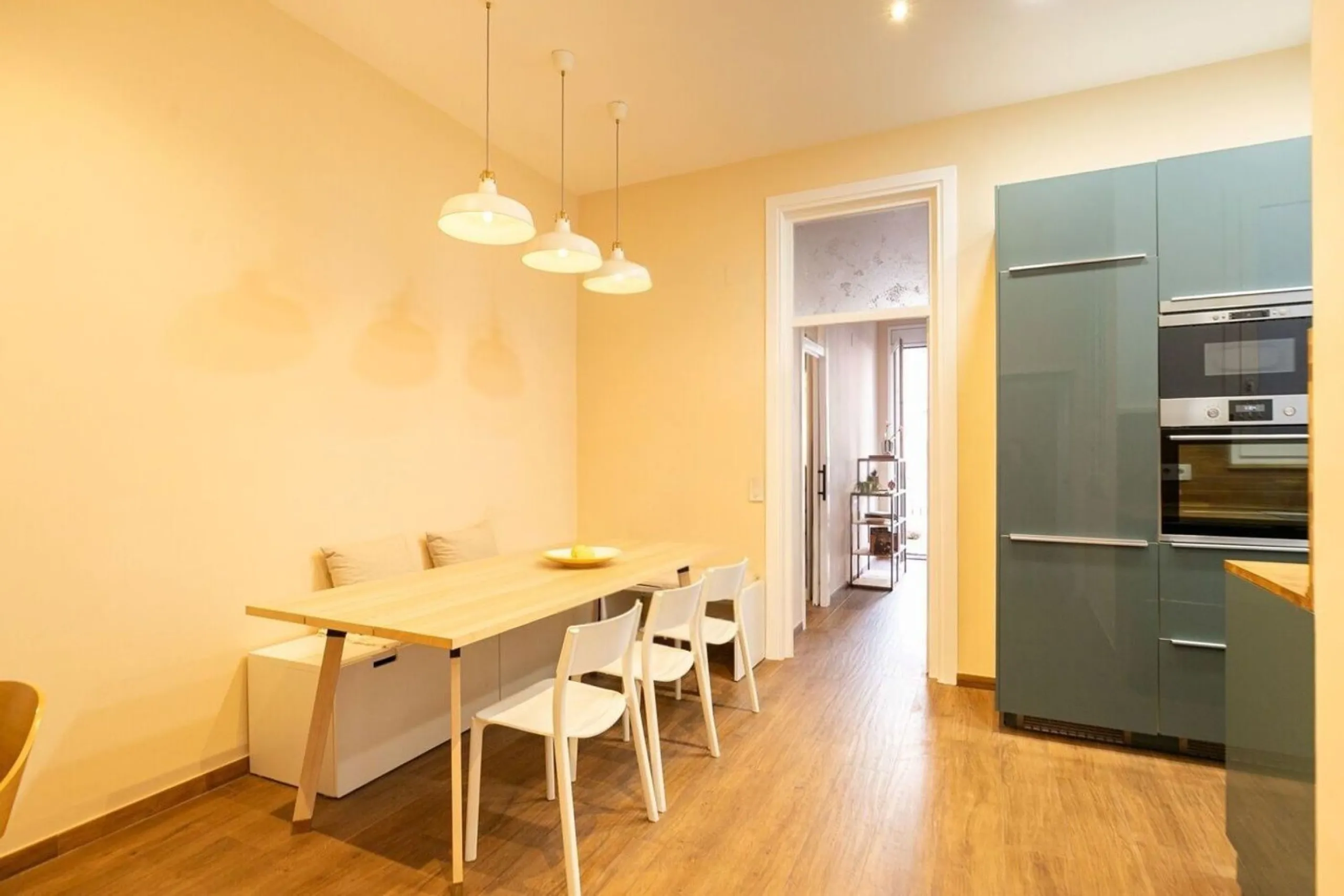 Apartment on Consell de Cent, next to Sagrada Familia, Barcelona