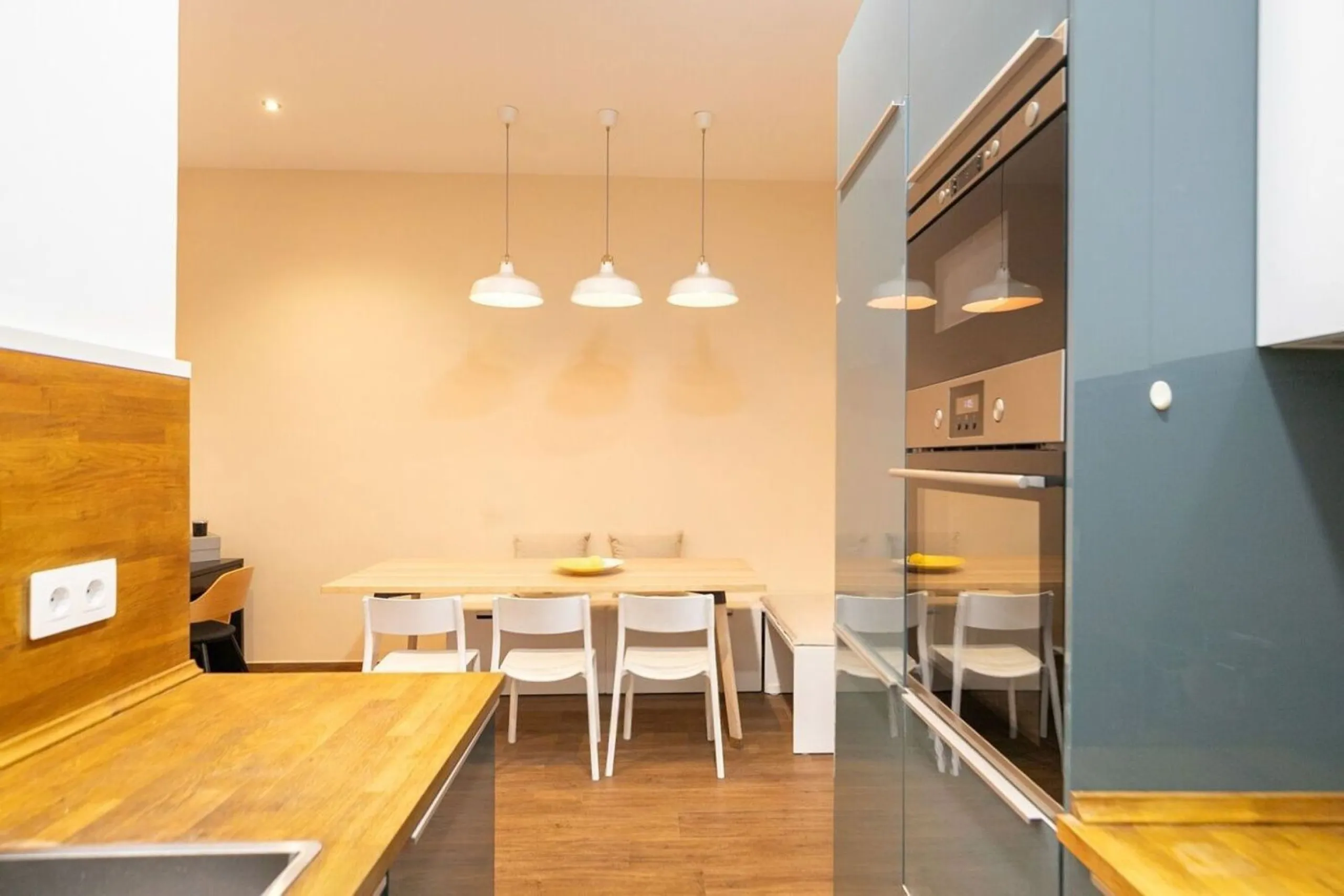 Apartment on Consell de Cent, next to Sagrada Familia, Barcelona