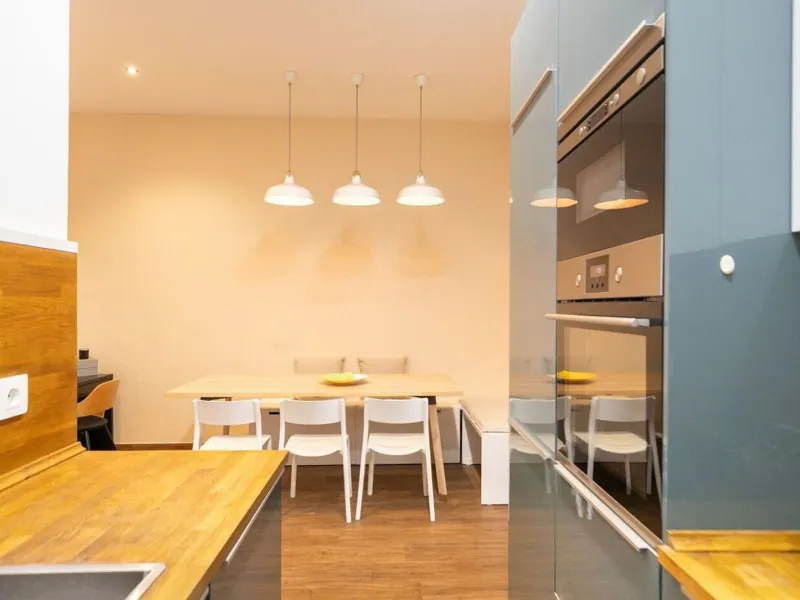 Apartment on Consell de Cent, next to Sagrada Familia, Barcelona