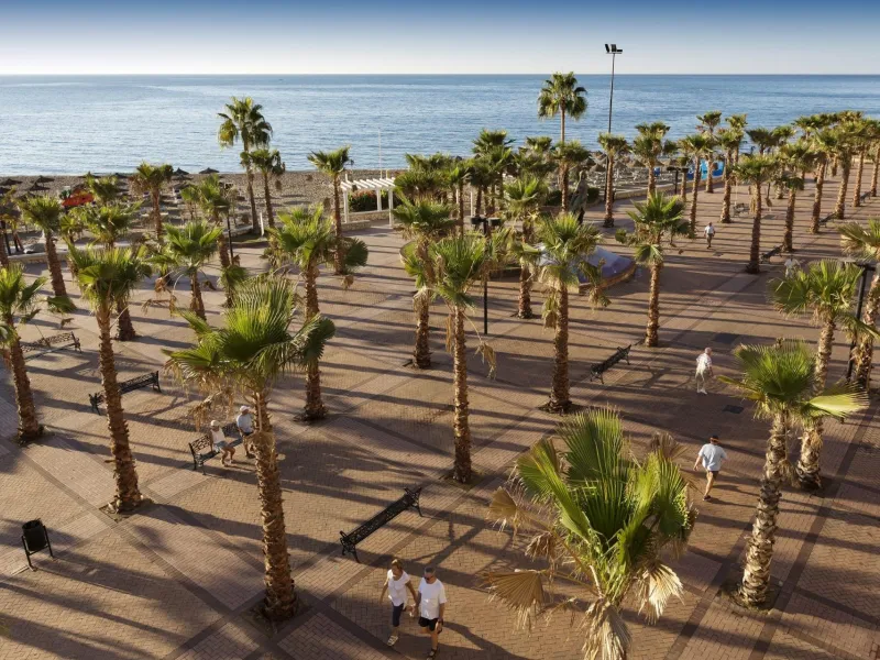 New Sea View Apartments in Mijas, Málaga – Modern Living on the Costa del Sol& & Discover this exclusive new development of 54 modern apartments with 2 and 3 bedrooms, perfectly located between La Cala de Mijas and Fuengirola. Designed to maximise n