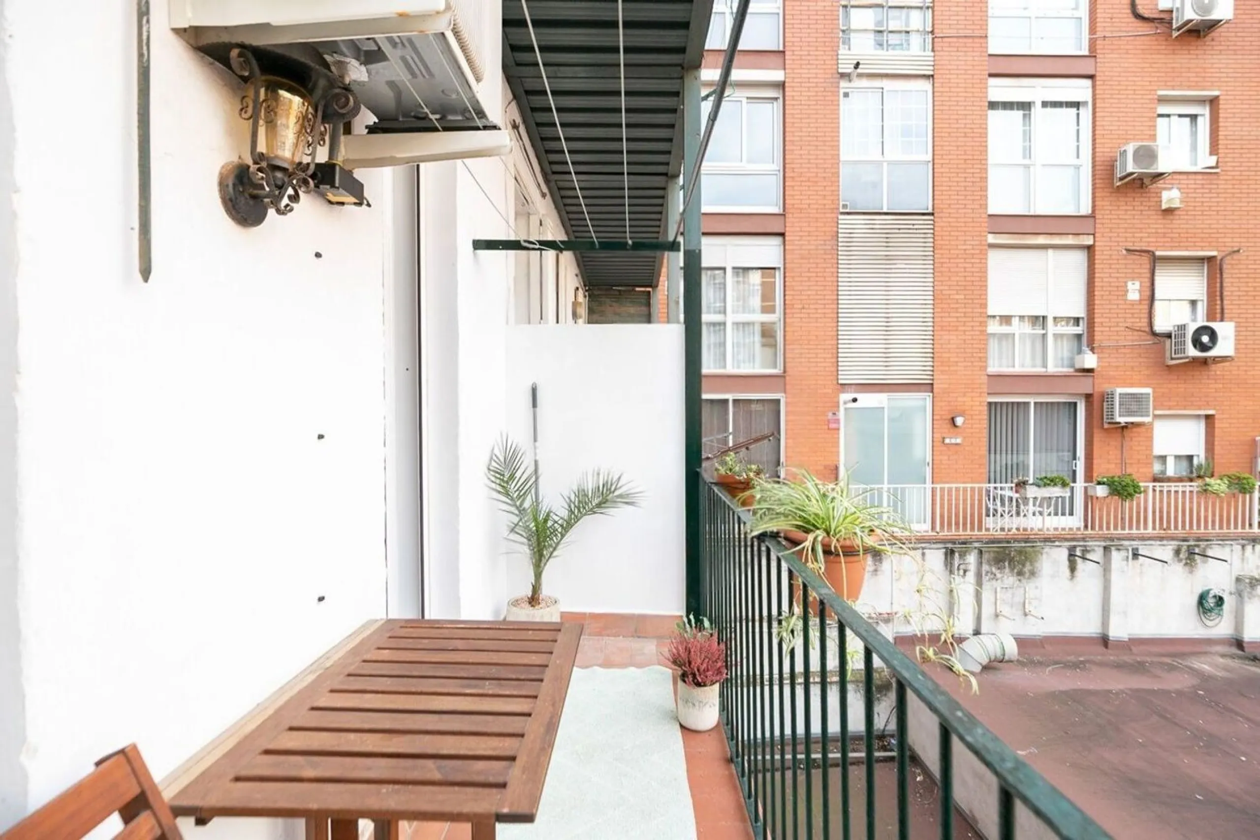Apartment on Consell de Cent, next to Sagrada Familia, Barcelona