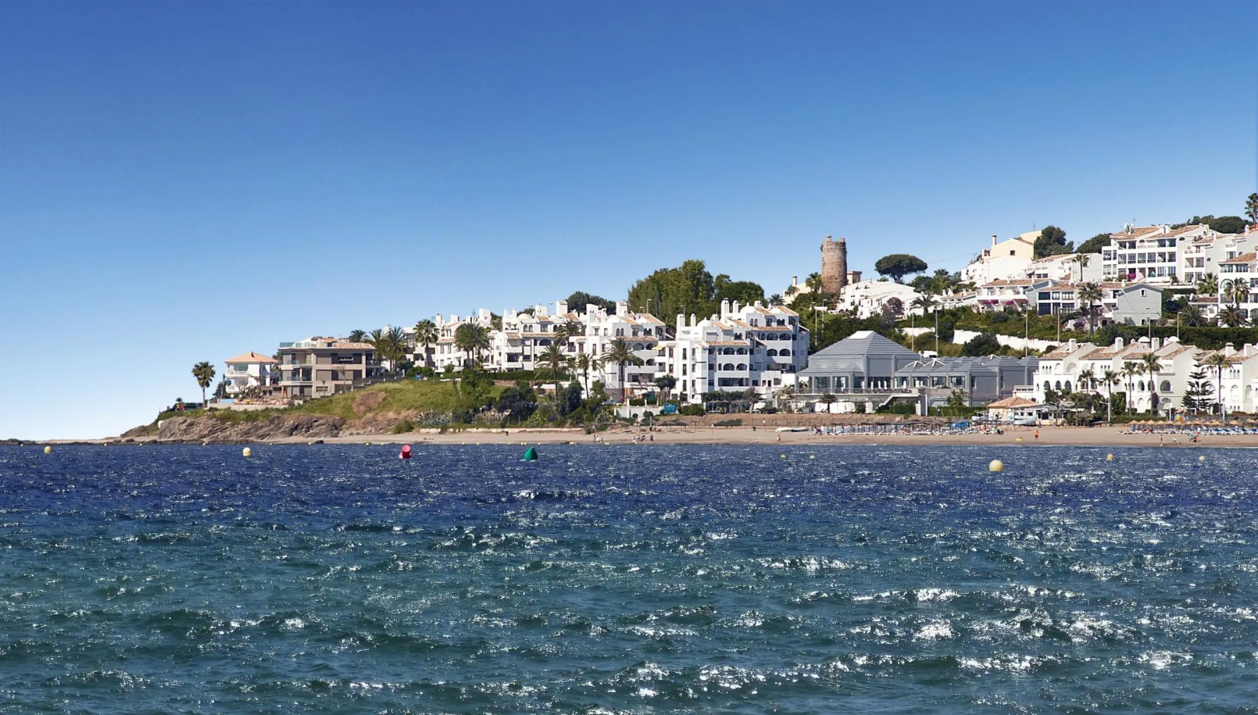 New Sea View Apartments in Mijas, Málaga – Modern Living on the Costa del Sol& & Discover this exclusive new development of 54 modern apartments with 2 and 3 bedrooms, perfectly located between La Cala de Mijas and Fuengirola. Designed to maximise n