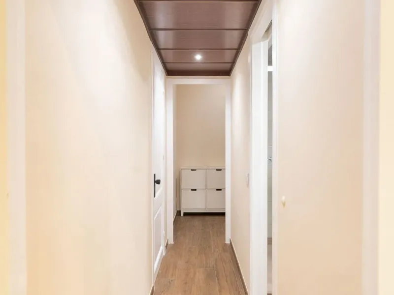 Apartment on Consell de Cent, next to Sagrada Familia, Barcelona