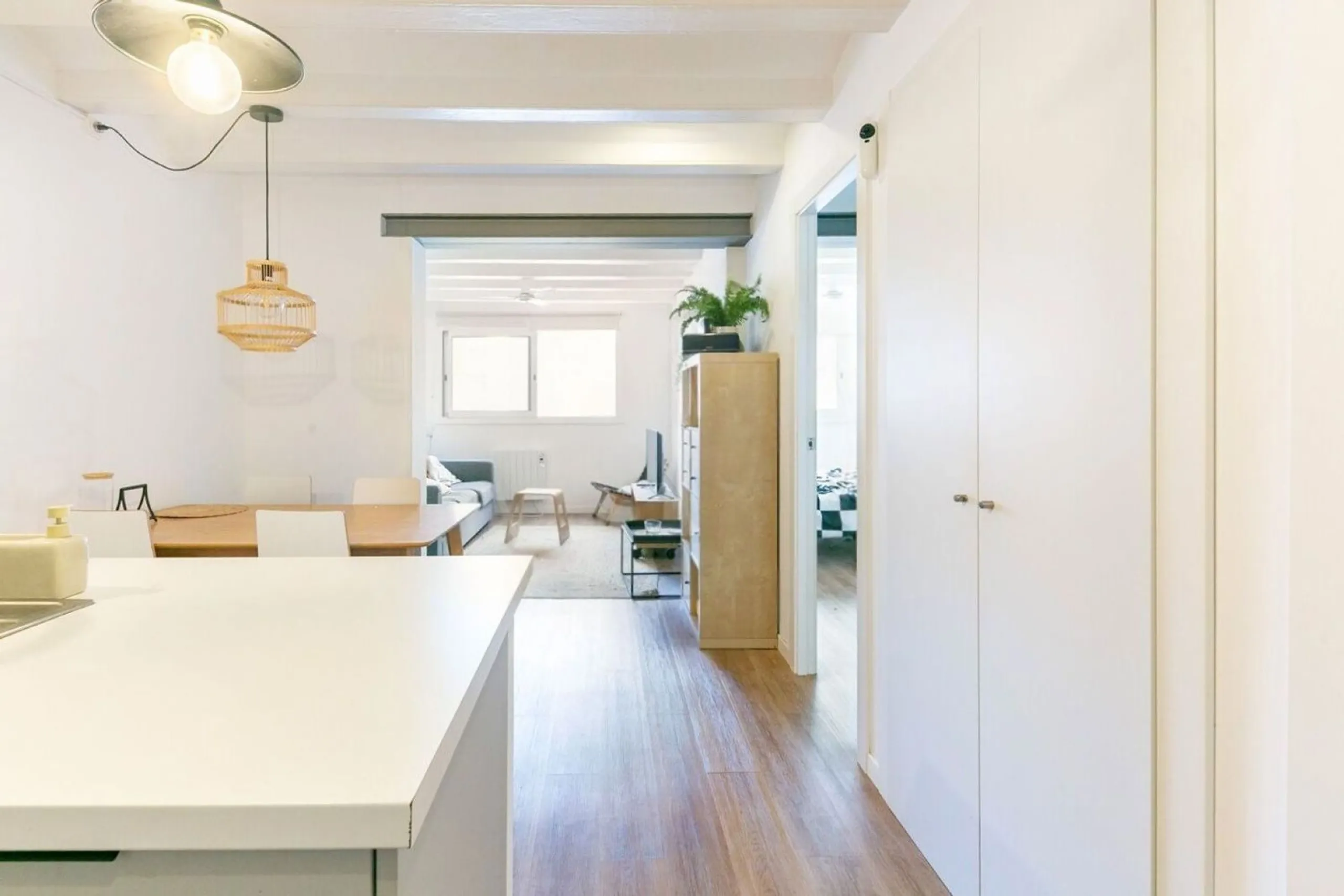 Fully equipped renovated apartment on Calle Pedreres, Poble Sec, Barcelona