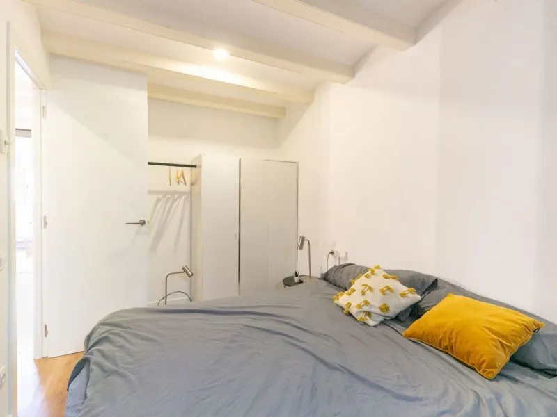 Fully equipped renovated apartment on Calle Pedreres, Poble Sec, Barcelona