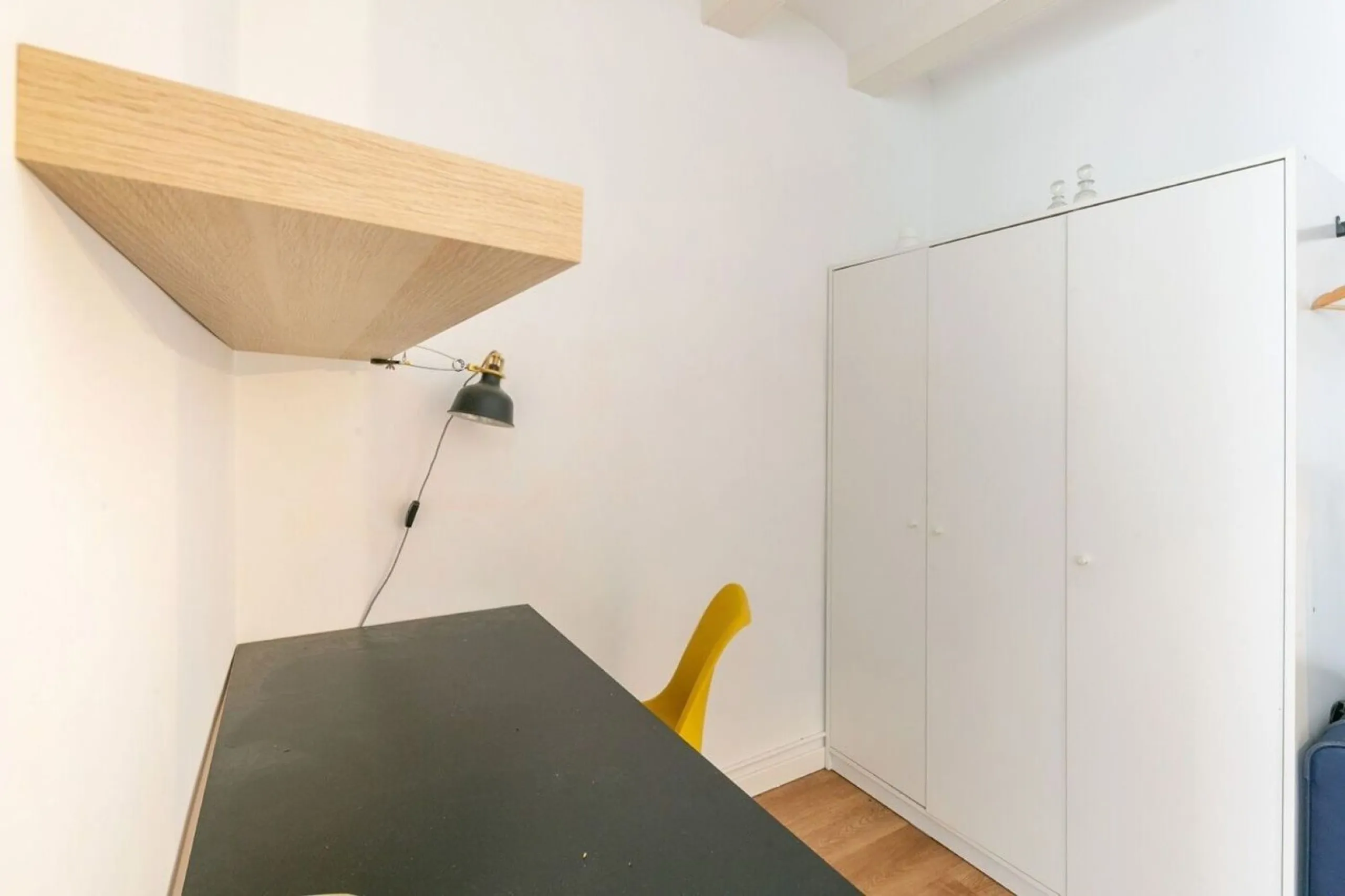 Fully equipped renovated apartment on Calle Pedreres, Poble Sec, Barcelona