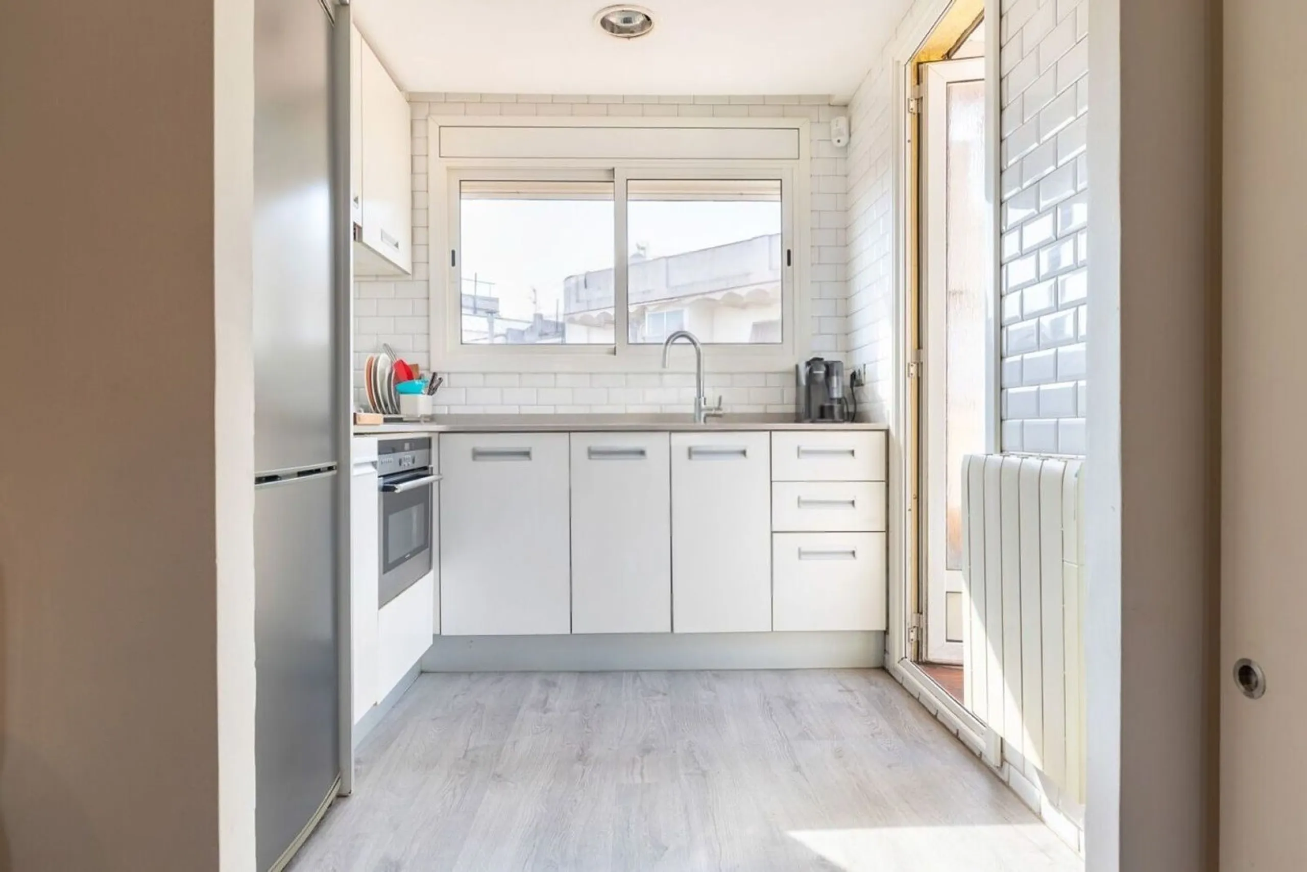 Bright penthouse with terrace in Sant Antoni, Barcelona