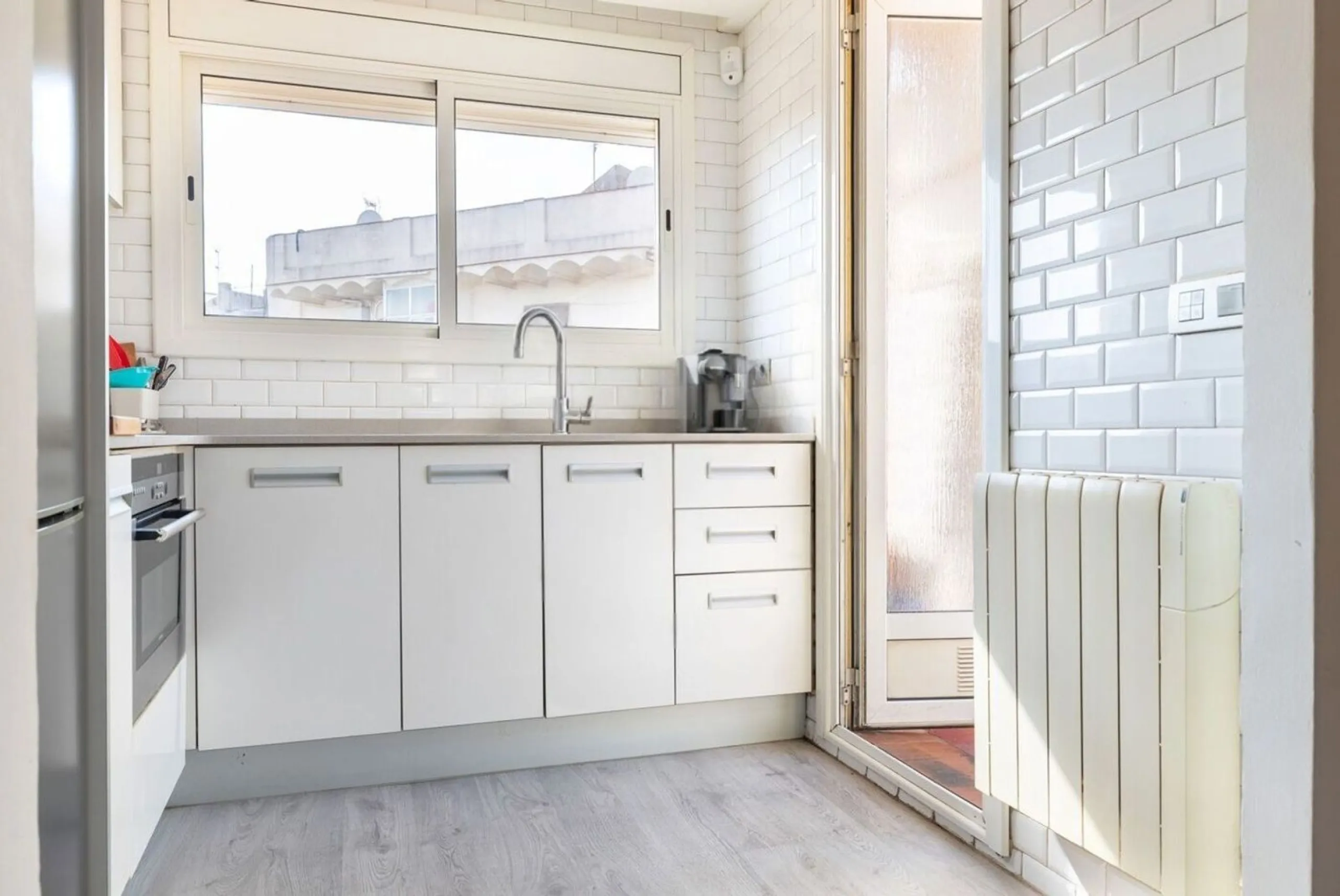 Bright penthouse with terrace in Sant Antoni, Barcelona