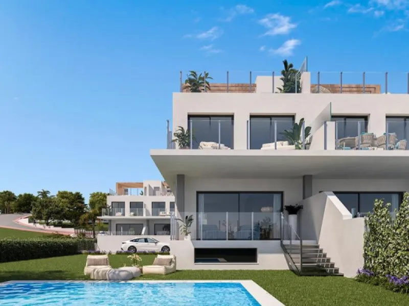 New Build Apartments and Townhouses for Sale in Torremuelle Benalmádena& & Exclusive Residential Development on the Costa del Sol& Discover this exceptional new build project in Torremuelle, one of the most sought-after areas of Benalmádena. Loca