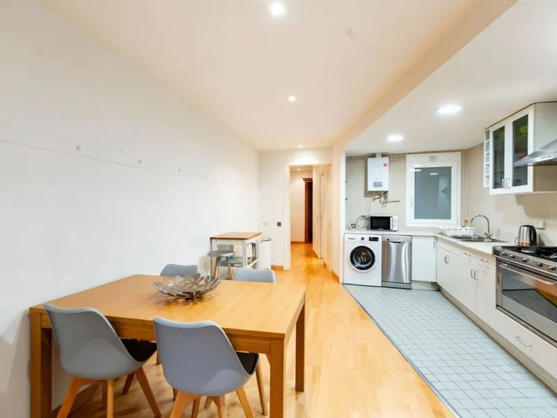 Renovated furnished apartment in El Born, Barcelona
