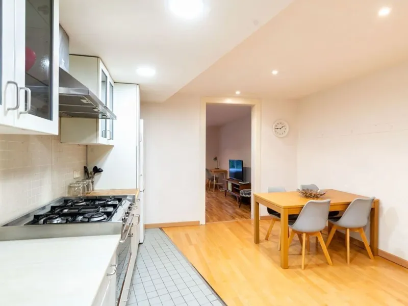 Renovated furnished apartment in El Born, Barcelona