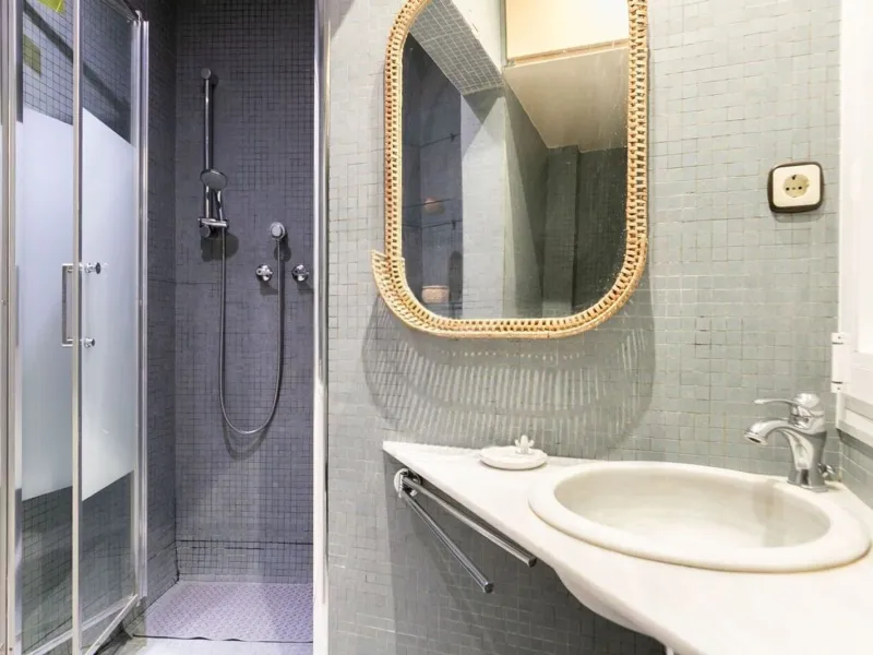 Renovated furnished apartment in El Born, Barcelona