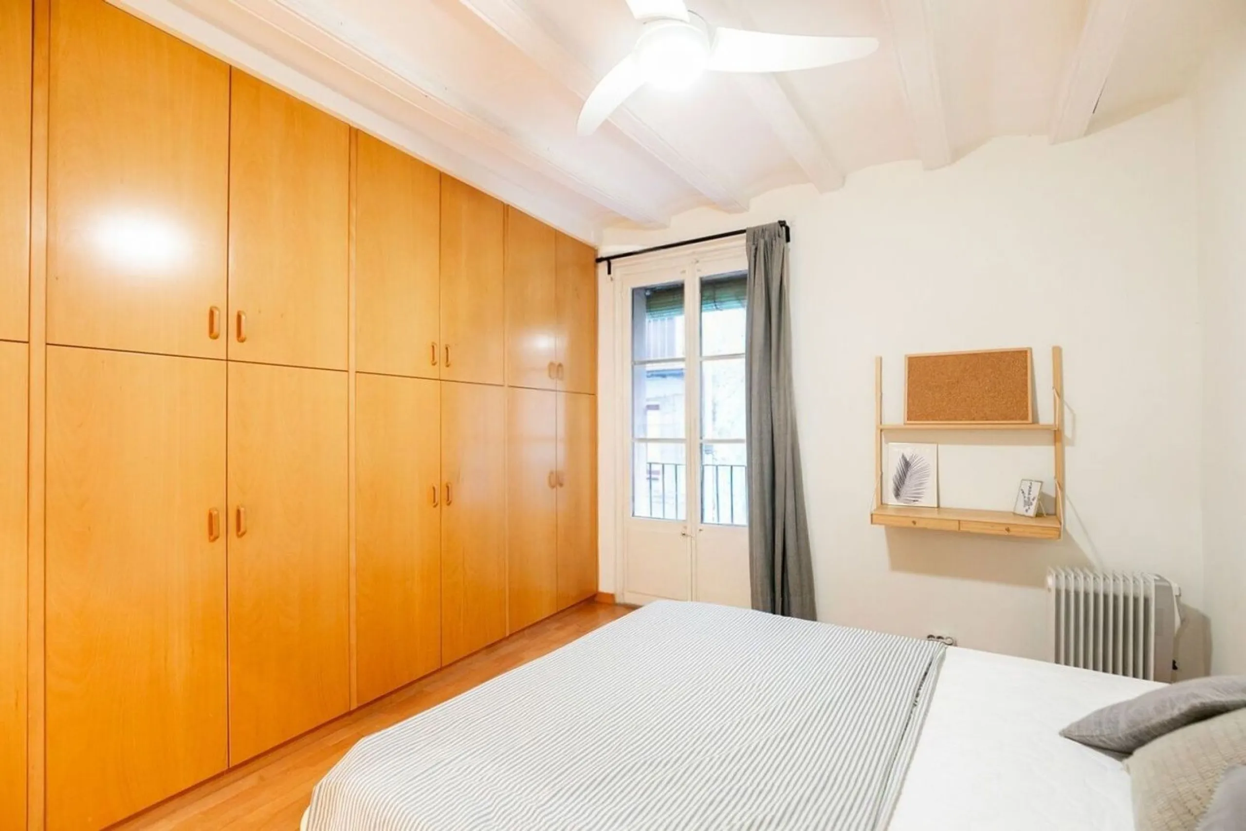 Renovated furnished apartment in El Born, Barcelona