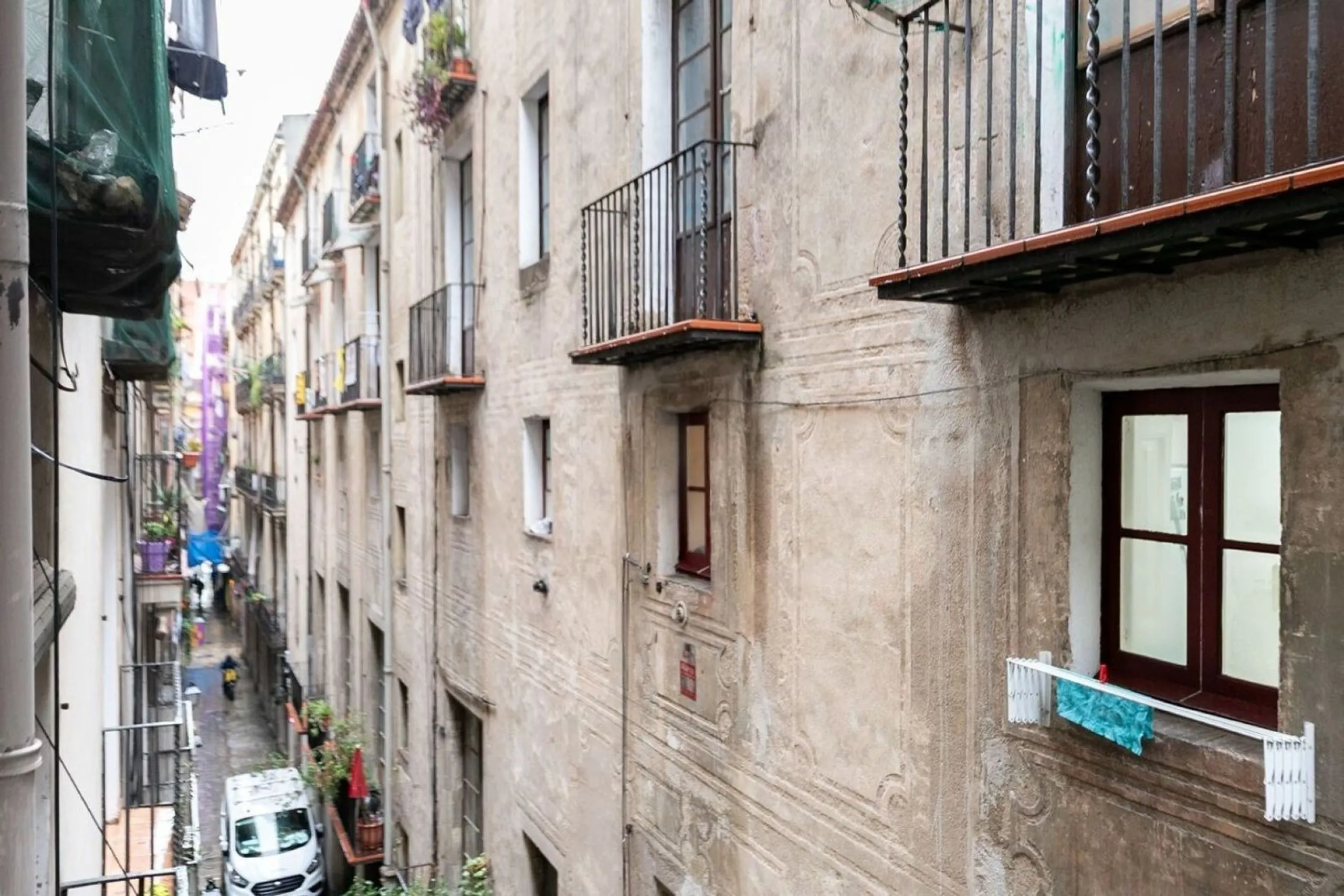 Renovated furnished apartment in El Born, Barcelona