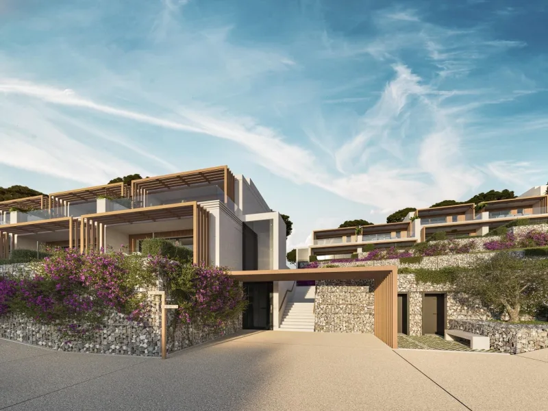 NEW BUILD TOWNHOUSES WITH SEA AND GOLF COURSE VIEWS& & Located halfway between La Cala de Mijas and Fuengirola, on the front line of the El Chaparral golf course and only 700 metres from the beach of the same name. & & Gated residential comple
