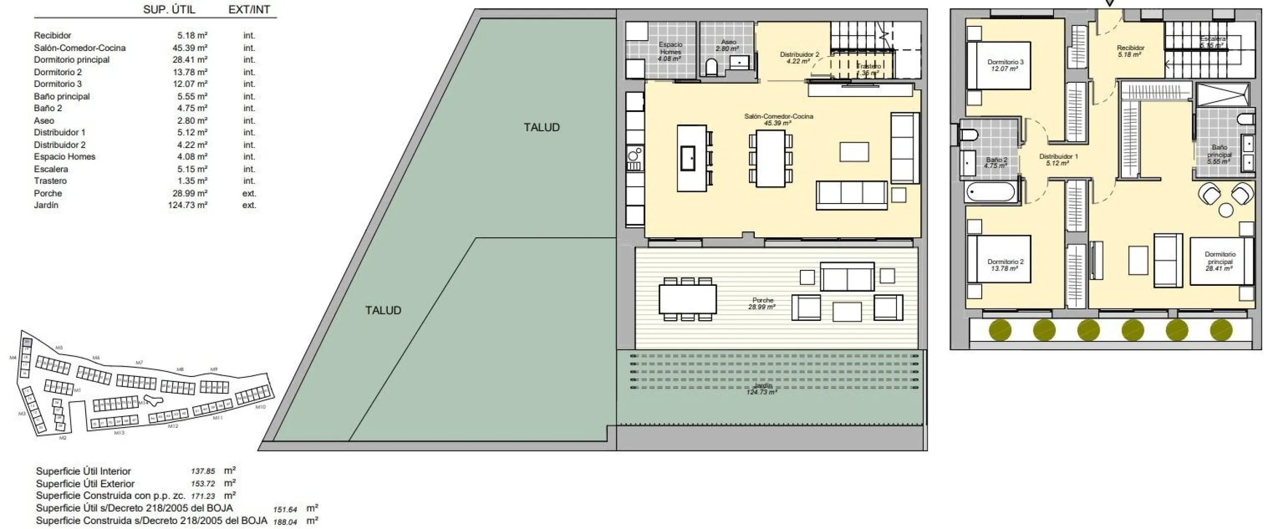 NEW BUILD TOWNHOUSES WITH SEA AND GOLF COURSE VIEWS& & Located halfway between La Cala de Mijas and Fuengirola, on the front line of the El Chaparral golf course and only 700 metres from the beach of the same name. & & Gated residential comple